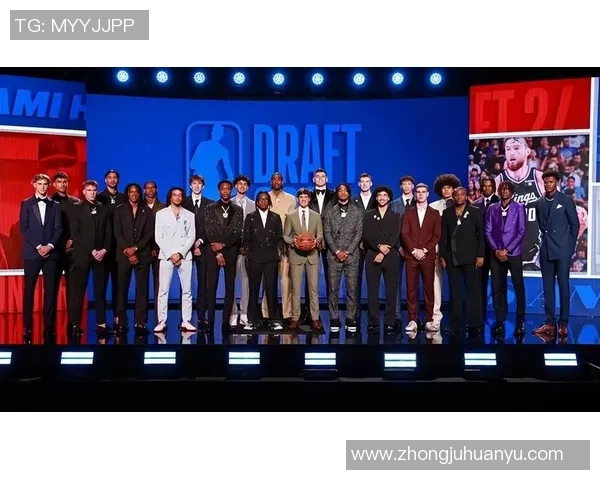 2019年10月28日火箭与雷霆激战回顾双方明星球员表现与赛季前景分析