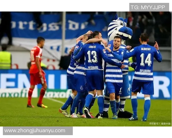 米尔顿凯恩斯与彼得堡联精彩对决直播全程回顾与分析